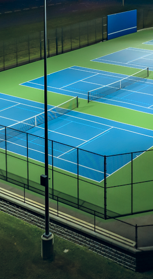 Tenis